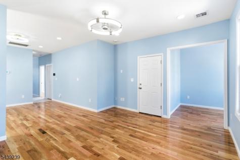 280 Conklin Avenue Hillside NJ 07205