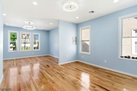 280 Conklin Avenue Hillside NJ 07205