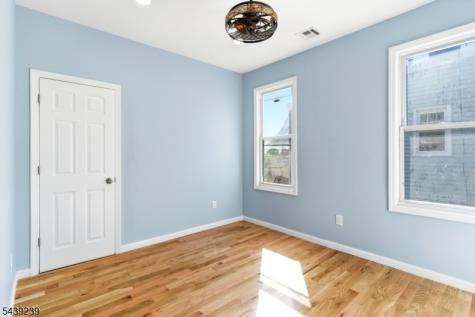 280 Conklin Avenue Hillside NJ 07205