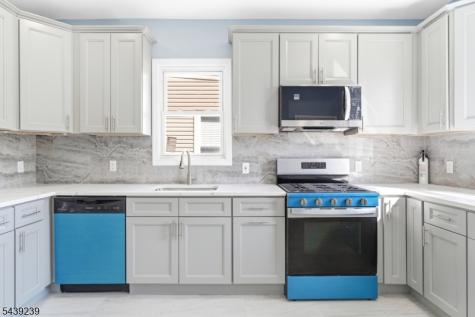 280 Conklin Avenue Hillside NJ 07205