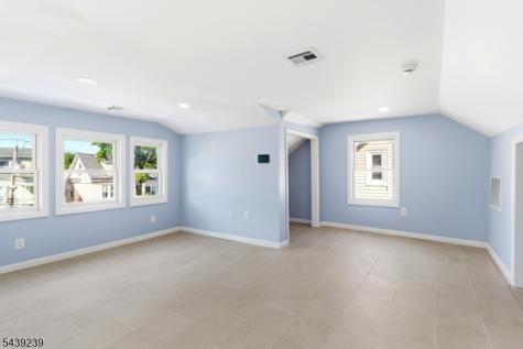 280 Conklin Avenue Hillside NJ 07205