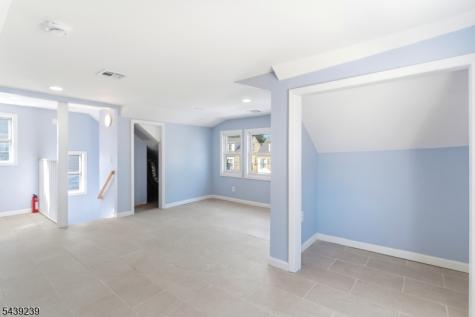 280 Conklin Avenue Hillside NJ 07205