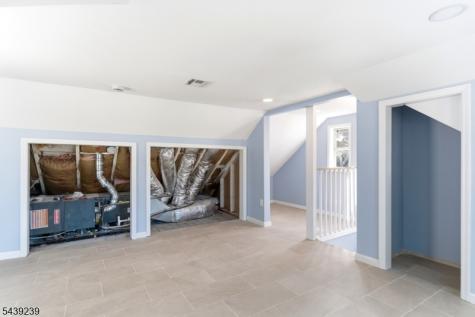 280 Conklin Avenue Hillside NJ 07205
