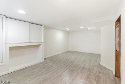 280 Conklin Avenue Hillside NJ 07205