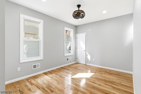 280 Conklin Avenue Hillside NJ 07205