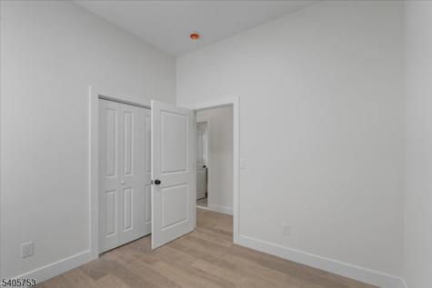 367 21ST Street Irvington NJ 07111