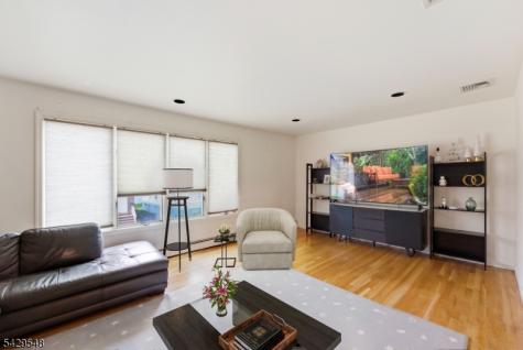767 Kingsland Avenue Ridgefield NJ 07657