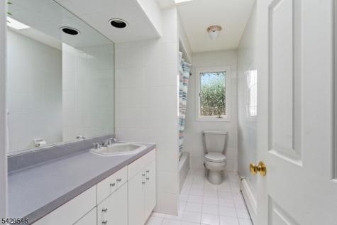 767 Kingsland Avenue Ridgefield NJ 07657