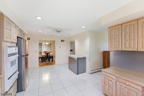 767 Kingsland Avenue Ridgefield NJ 07657