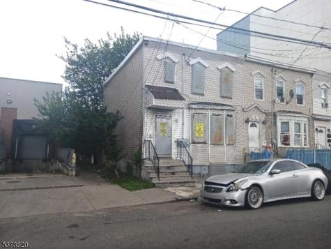 648 S 11th Street Newark NJ 07103
