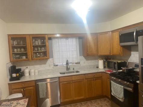 120 Seymour Avenue Newark NJ 07108