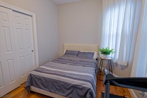 81 N Grove Street East Orange NJ 07017