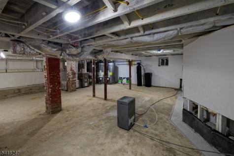 81 N Grove Street East Orange NJ 07017