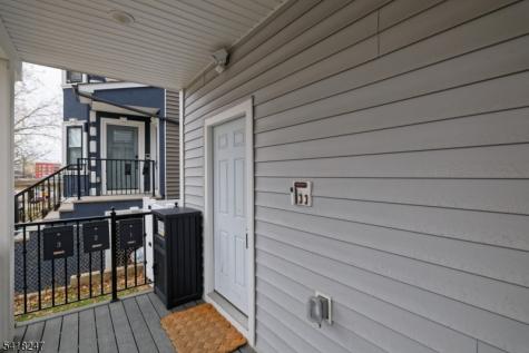 81 N Grove Street East Orange NJ 07017