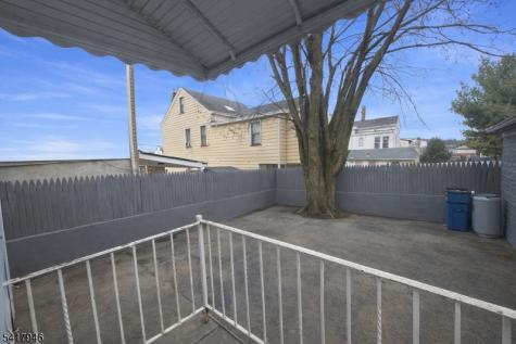 369 Totowa Avenue Paterson NJ 07502