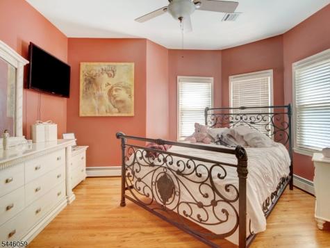 564 Passaic Avenue Kenilworth NJ 07033