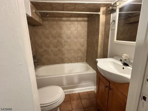288 Totowa Avenue Paterson NJ 07502