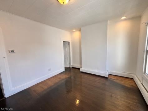 288 Totowa Avenue Paterson NJ 07502