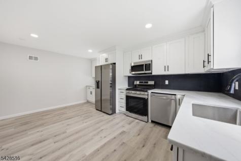 551 Schuyler Avenue North Arlington NJ 07031