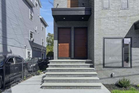 97 9TH Avenue Newark NJ 07107