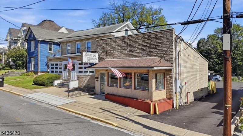 32 Broad Street Washington NJ 07882