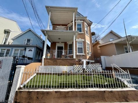 126 Gould Avenue Paterson NJ 07503