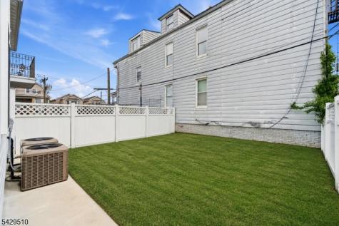 31 Patterson Street Harrison NJ 07029
