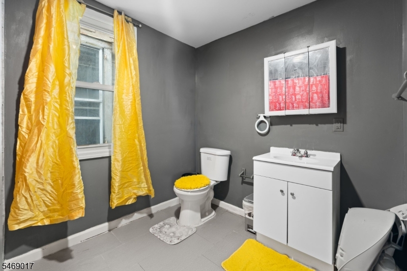 83 Mercer Street Paterson NJ 07524