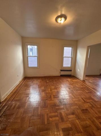 89 Aldine Street Newark NJ 07112