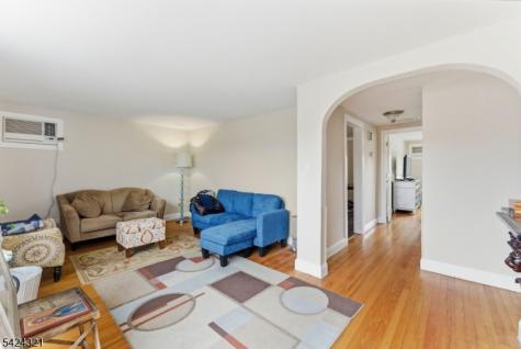 554 Kingsland Avenue Lyndhurst NJ 07071