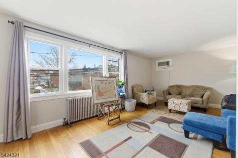 554 Kingsland Avenue Lyndhurst NJ 07071