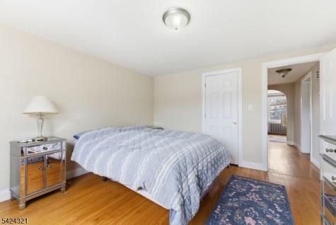 554 Kingsland Avenue Lyndhurst NJ 07071