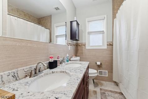 554 Kingsland Avenue Lyndhurst NJ 07071