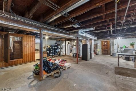 554 Kingsland Avenue Lyndhurst NJ 07071