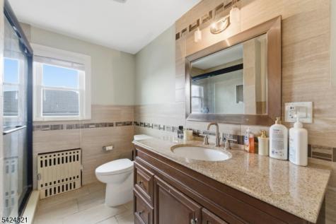 554 Kingsland Avenue Lyndhurst NJ 07071