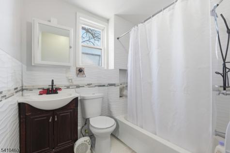108 Orchard Street Elizabeth NJ 07208