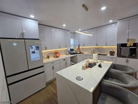 36 Oak Street East Orange NJ 07018