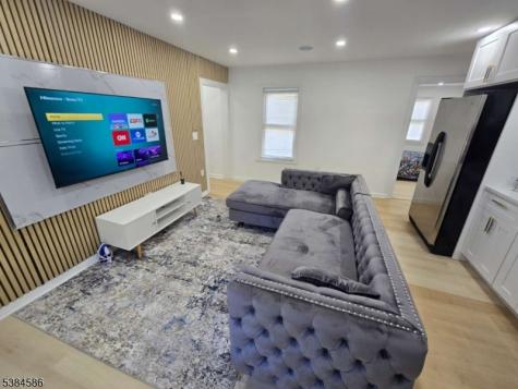 36 Oak Street East Orange NJ 07018