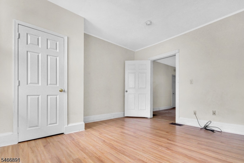 77 Brainard Street Phillipsburg NJ 08865