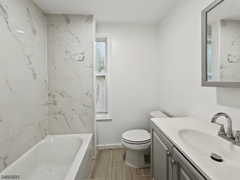 77 Brainard Street Phillipsburg NJ 08865
