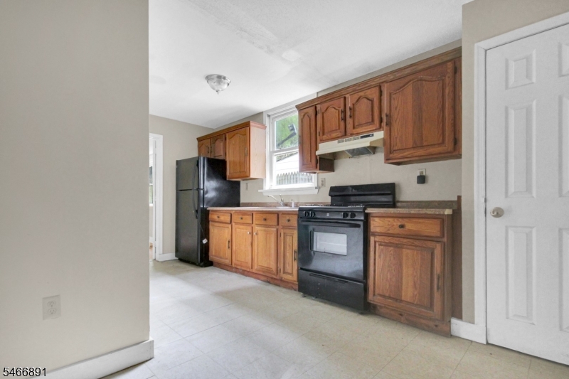 77 Brainard Street Phillipsburg NJ 08865