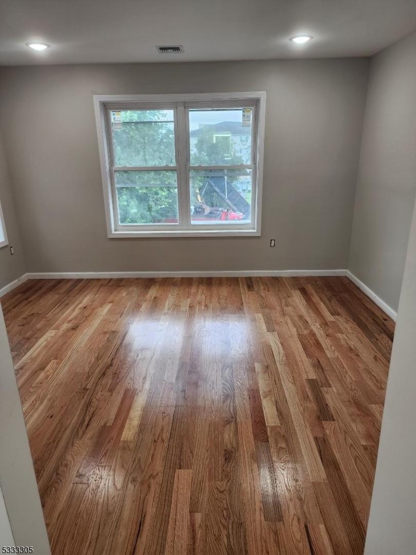 28 Garibaldi Avenue Newark NJ 07114