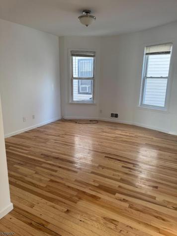 162 N 14th Street East Orange NJ 07017