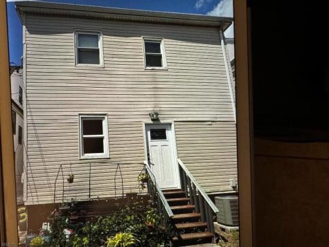 162 N 14th Street East Orange NJ 07017
