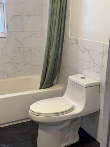 162 N 14th Street East Orange NJ 07017