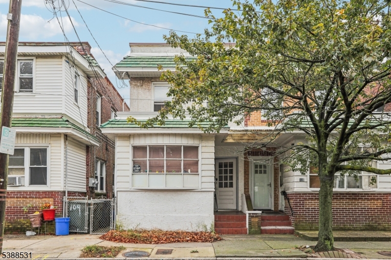 107 Saint Davids Place Atlantic NJ 08401
