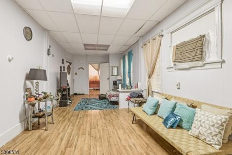 107 Saint Davids Place Atlantic NJ 08401