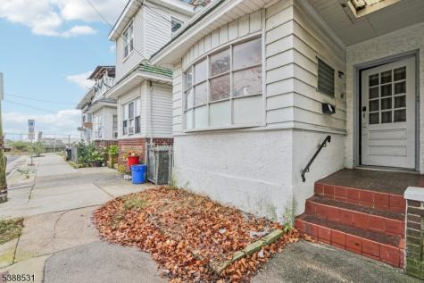 107 Saint Davids Place Atlantic NJ 08401