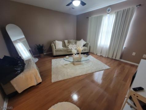 941 Emma Street Elizabeth NJ 07201
