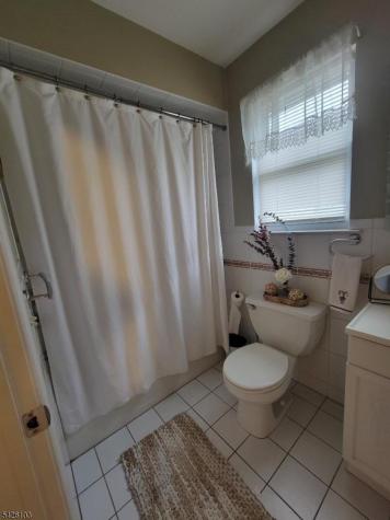 941 Emma Street Elizabeth NJ 07201